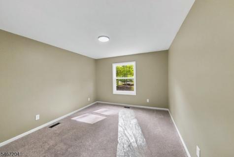 22 Forest Lane Ewing NJ 08628