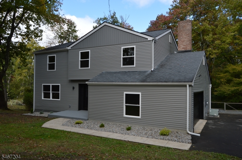 22 Forest Lane Ewing NJ 08628