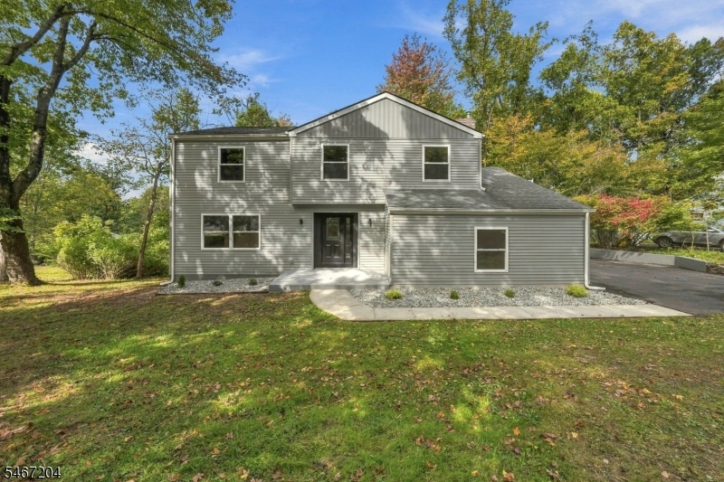 22 Forest Lane Ewing NJ 08628