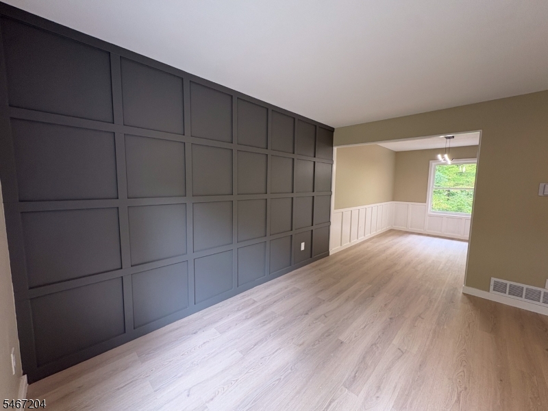 22 Forest Lane Ewing NJ 08628