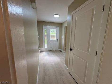 22 Forest Lane Ewing NJ 08628