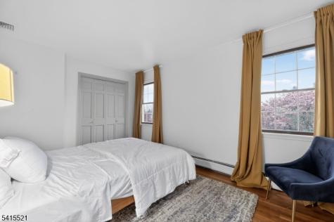 8 Telfer Drive Vernon NJ 07418