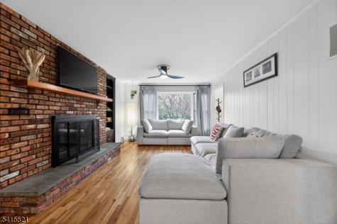 8 Telfer Drive Vernon NJ 07418