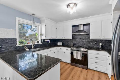 785 3RD Street Dunellen NJ 08812