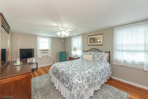 19 Brookdale Avenue Cedar Grove NJ 07009