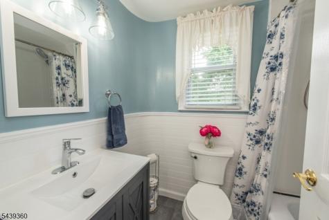 19 Brookdale Avenue Cedar Grove NJ 07009