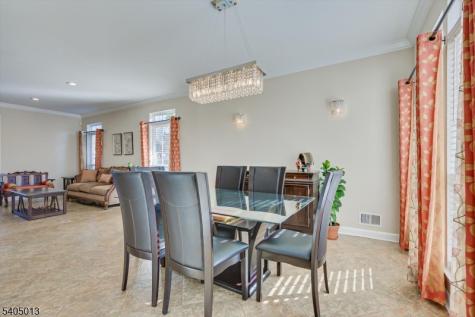 9 Magellan Way Franklin NJ 08823