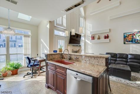 9 Magellan Way Franklin NJ 08823
