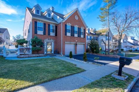 9 Magellan Way Franklin NJ 08823