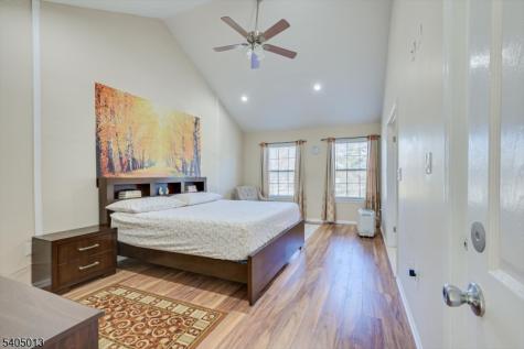 9 Magellan Way Franklin NJ 08823