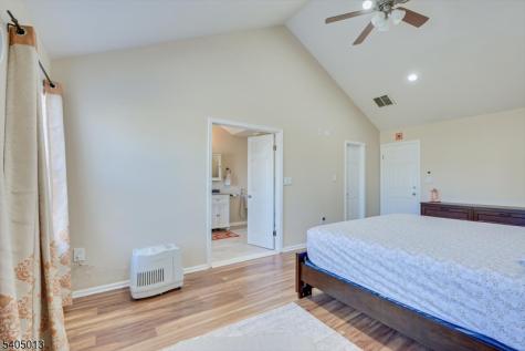 9 Magellan Way Franklin NJ 08823