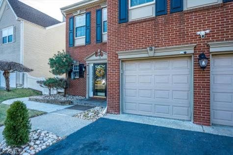 9 Magellan Way Franklin NJ 08823