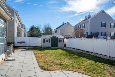 9 Magellan Way Franklin NJ 08823