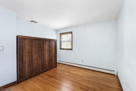 154 Milton Avenue Nutley NJ 07110