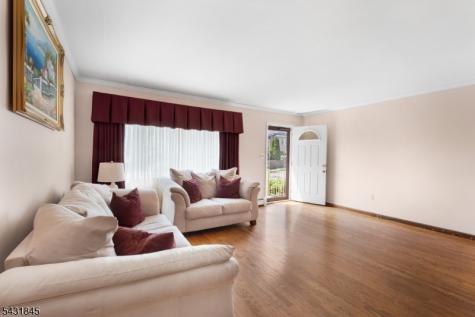 154 Milton Avenue Nutley NJ 07110