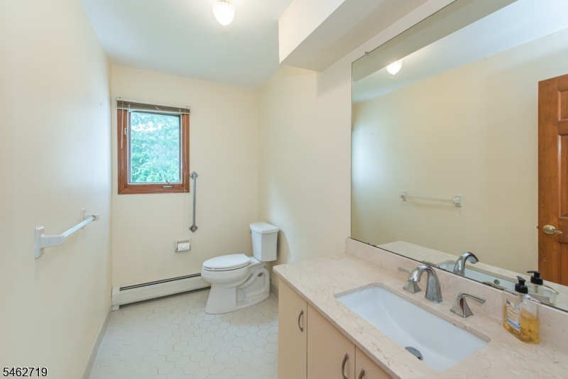 34 Silver Spring Court East Hanover NJ 07936