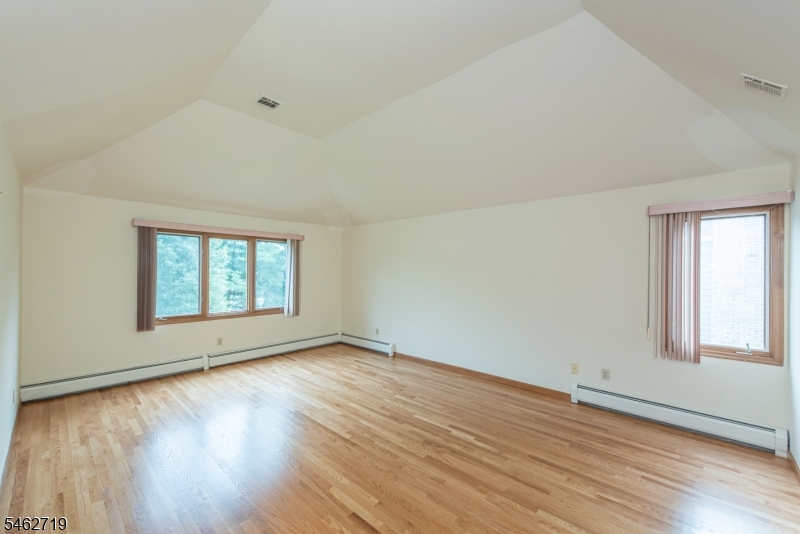 34 Silver Spring Court East Hanover NJ 07936