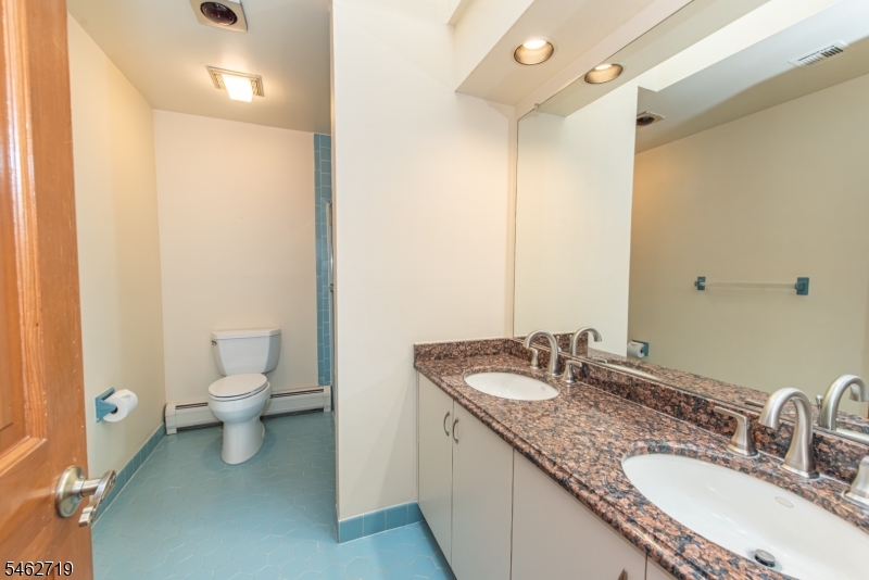 34 Silver Spring Court East Hanover NJ 07936