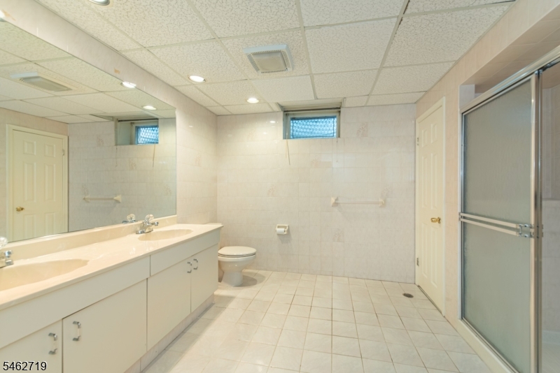 34 Silver Spring Court East Hanover NJ 07936