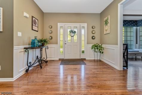 9 Hawk Drive Raritan NJ 08551