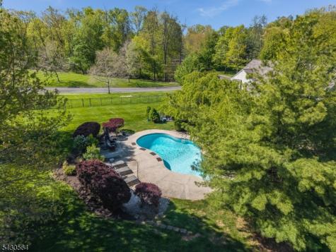 9 Hawk Drive Raritan NJ 08551