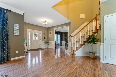 9 Hawk Drive Raritan NJ 08551