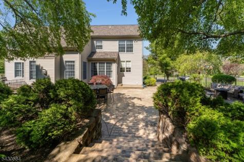 9 Hawk Drive Raritan NJ 08551