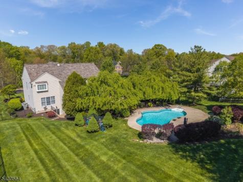 9 Hawk Drive Raritan NJ 08551