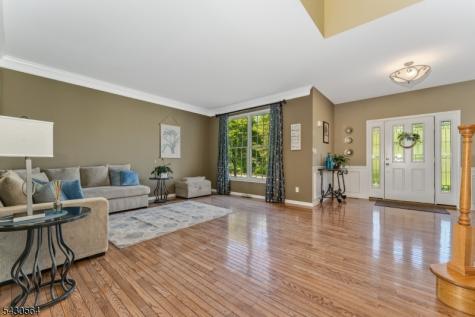 9 Hawk Drive Raritan NJ 08551