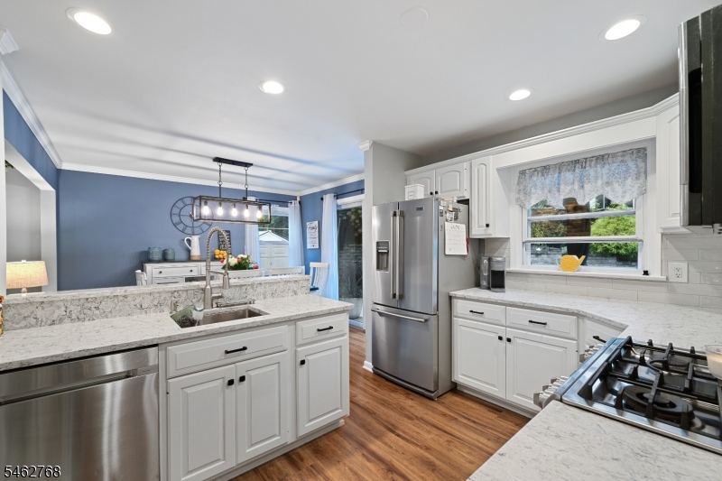 29 Oakley Terrace Nutley NJ 07110