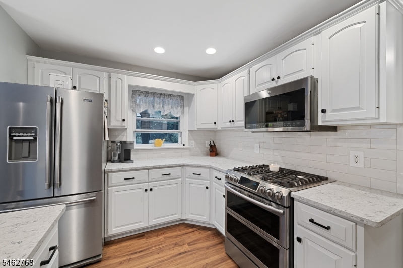29 Oakley Terrace Nutley NJ 07110