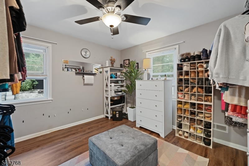 29 Oakley Terrace Nutley NJ 07110