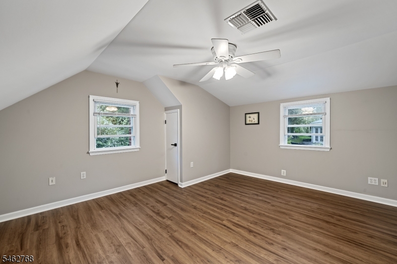 29 Oakley Terrace Nutley NJ 07110