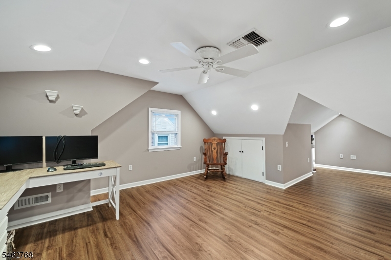 29 Oakley Terrace Nutley NJ 07110