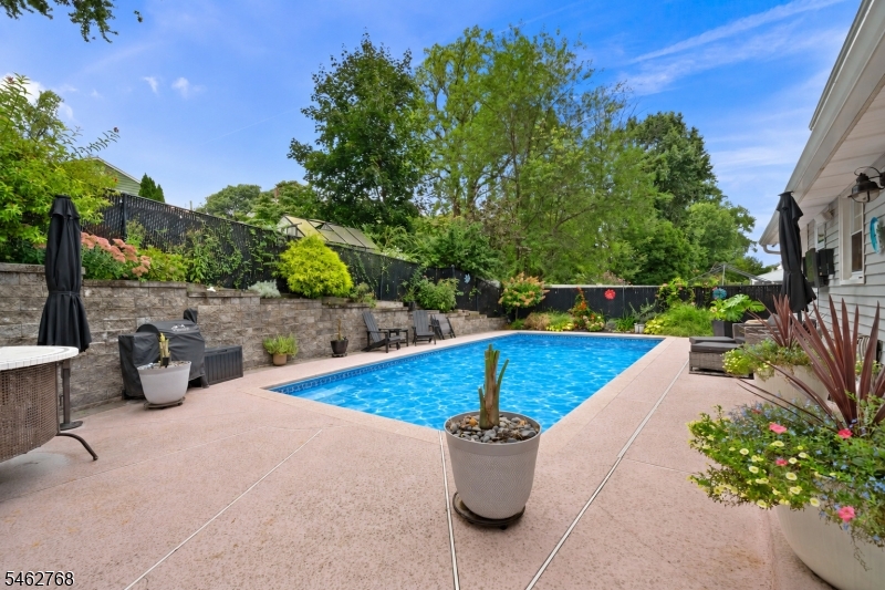 29 Oakley Terrace Nutley NJ 07110