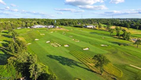 7 Birdseye Glen Verona NJ 07044