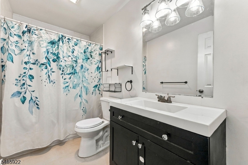 21 Woodland Trail Vernon NJ 07419