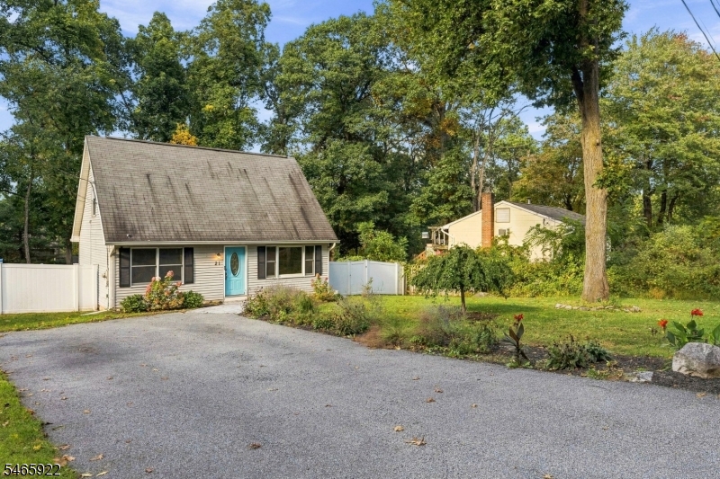 21 Woodland Trail Vernon NJ 07419