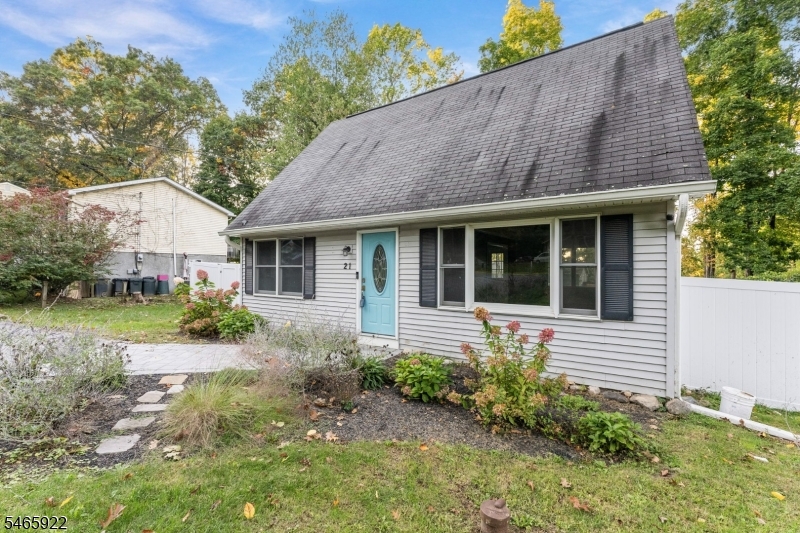 21 Woodland Trail Vernon NJ 07419