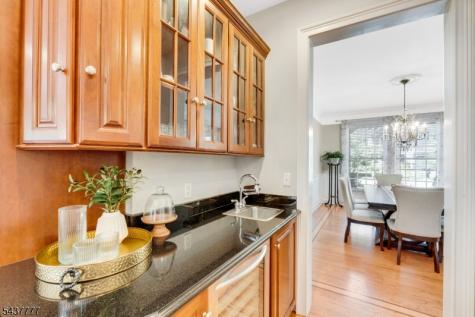 5 Willow Way Florham Park NJ 07932