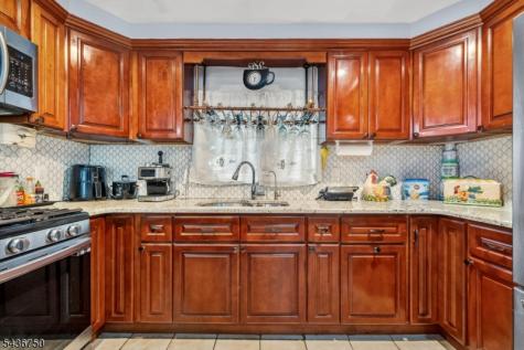509 Ridge Street Newark NJ 07104