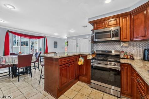 509 Ridge Street Newark NJ 07104