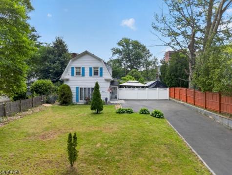 509 Ridge Street Newark NJ 07104