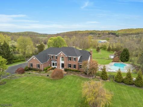 1029 Old Chester Chester NJ 07931