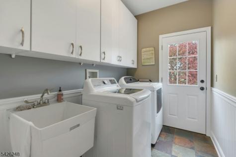 1029 Old Chester Chester NJ 07931