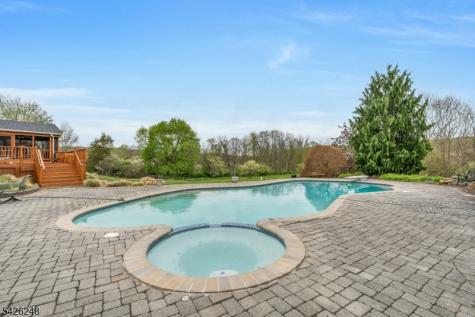 1029 Old Chester Chester NJ 07931