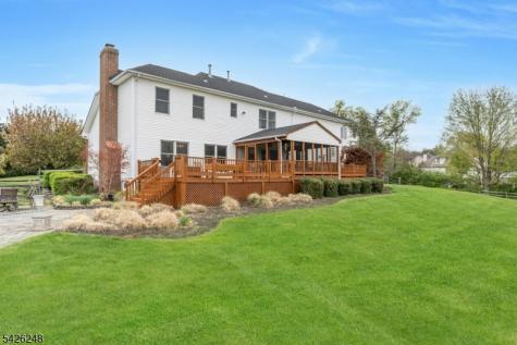 1029 Old Chester Chester NJ 07931