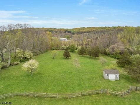 1029 Old Chester Chester NJ 07931