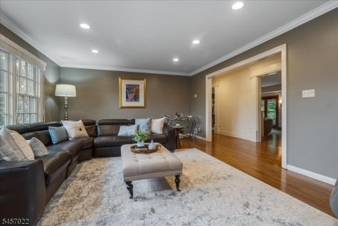 25 Notch Hill Drive Livingston NJ 07039