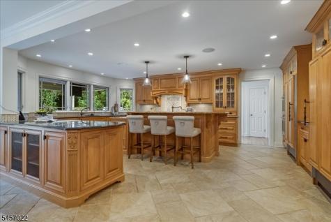 25 Notch Hill Drive Livingston NJ 07039